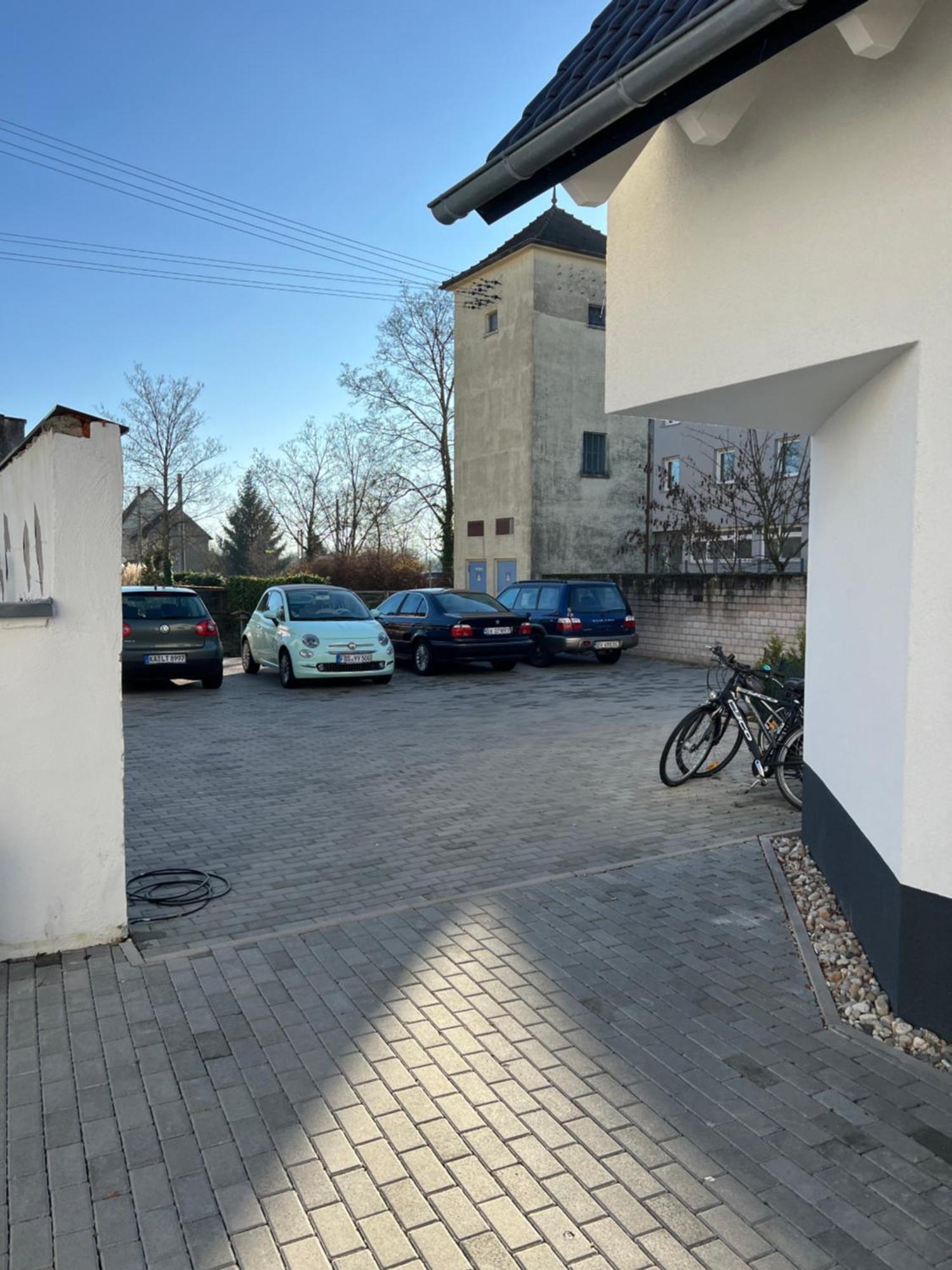 Moderne Wohnung Karlsruhe Neureut, Fussbodenheizung - Regendusche - Waschmaschine - Stellplatz Esterno foto